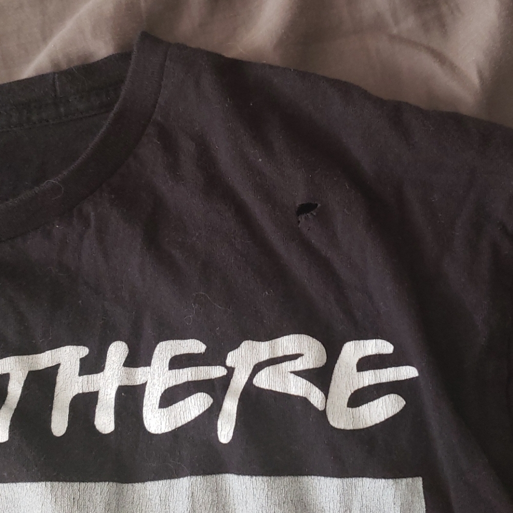 Friends tee - Picture 2 of 3